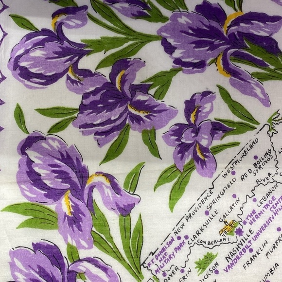 Large Vintage Handkerchief Map of Tennessee 12 x 12​​ - Picture 4 of 4